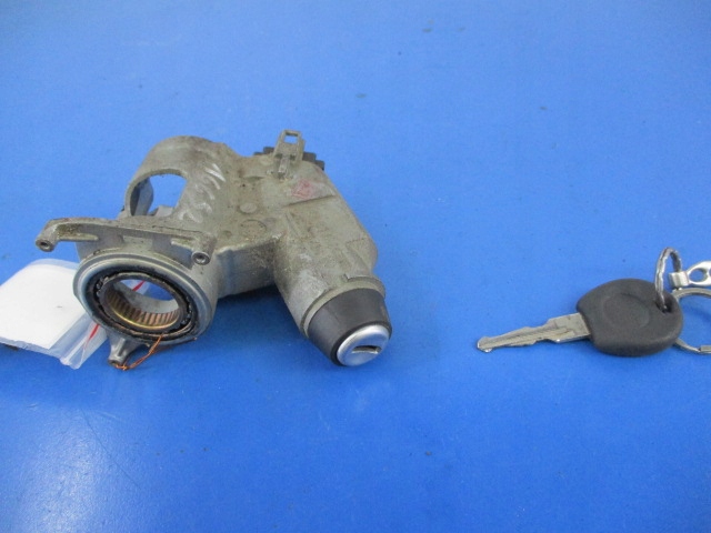 фото №1, Vw golf 3 замок запалювання 357905851 з 1 ключем---