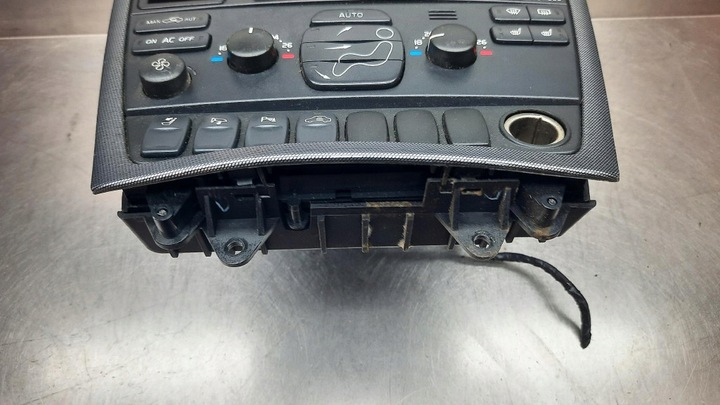 фото №6, Панель середній радіо hu-850 панель кондиціонера volvo s60 i 2.4 d5 рестайлінг