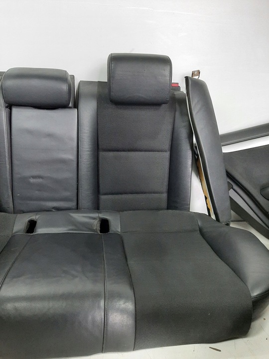 фото №14, Audi a4 b7 sedan s-line 07r сиденья водителя пассажира диван обшивки полукожа