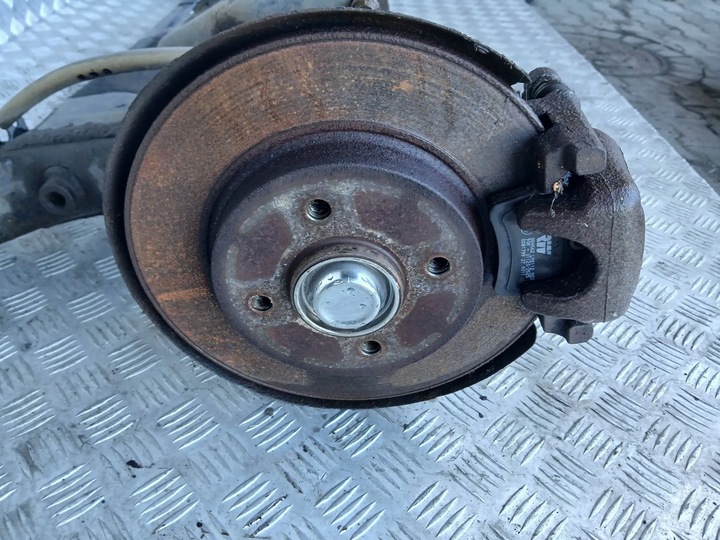 фото №11, Peugeot 308 t7 балка задняя зад подвешивание