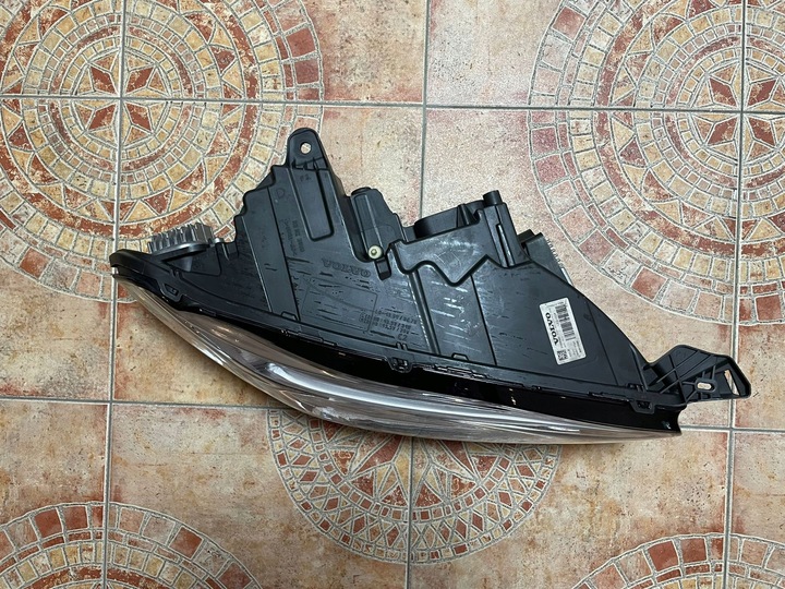 фото №12, Volvo xc90 2017 лампы передние / комплект