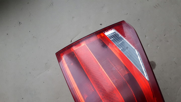 фото №11, A4 b8 лампа права праві зад w кришка багажника sedan