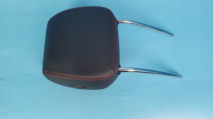 фото №11, Mercedes x247 glb 200 23r подголовник сиденья передней