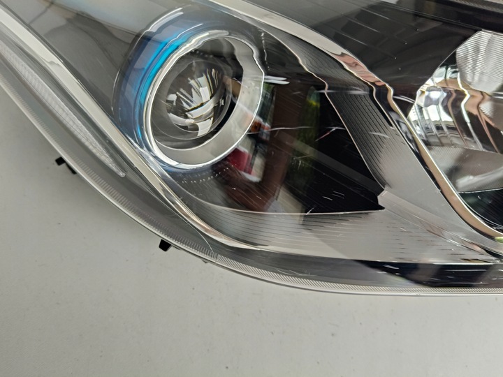 фото №3, Лампа правая фара dfsk seres 3