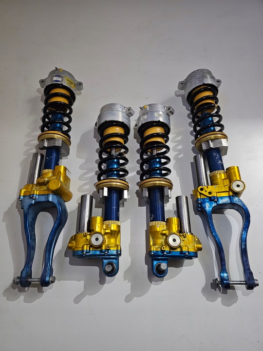 фото №1, Ferrari purosangue амортизатор перед зад set