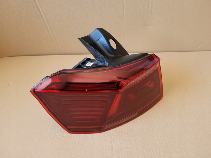 фото №1, Лампа зад led vw passat b8 рестайлинг универсал 3g9945207p