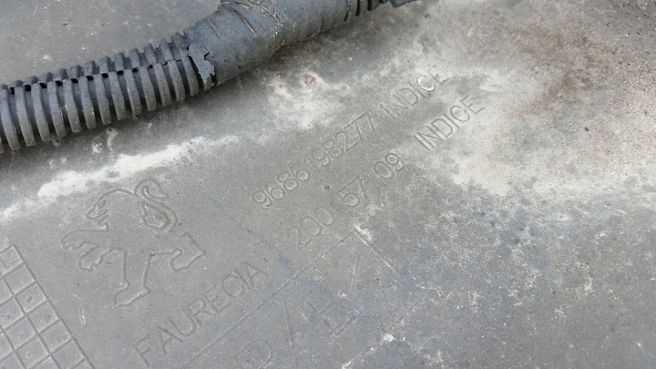 фото №14, Бампер зад peugeot 5008 i комплектний з pdc 9686198277 ezrc