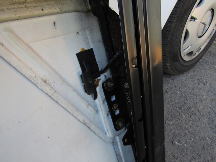 фото №10, 1 mercedes w124 sedan універсал люк електричний