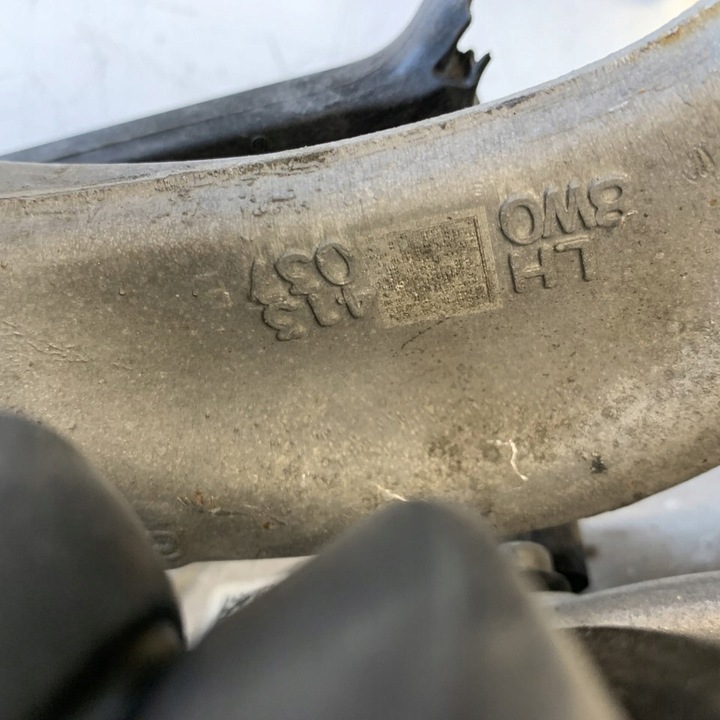 фото №10, Поворотный кулак перед левая подвешивание рычаги амортизатор audi a4 b9 8w 2.0 16r