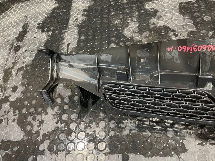 фото №7, Toyota auris i 1 e150 06-09 решётка решётка решётка средняя бампера перед