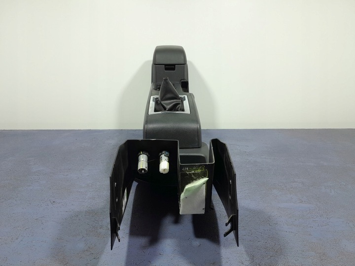 фото №6, Dodge journey туннель средний подлокотник 1ef461dvad 1mg741dvab