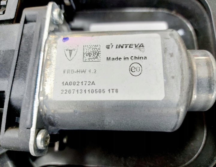 фото №9, Tesla 3 tesla iii 22r. механизм стеклоподъемник правый перед 1616443-00-a