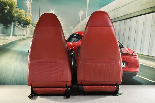 фото №9, Maserati 4200 сиденья кожаные бордовый электрик l+p