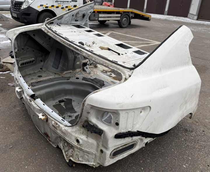 фото №5, Pas зад заднє ванна крила sedan toyota avensis t27