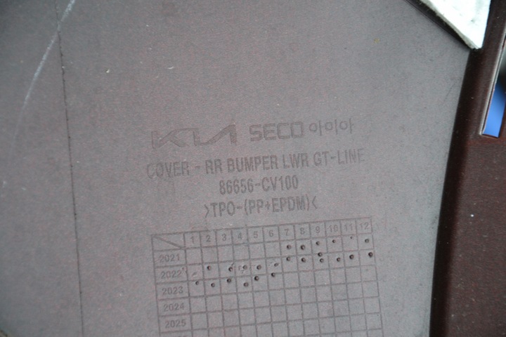 фото №11, Kia ev6 gt-line 22- бампер зад pdc 86656-cv100 оригінал гарний