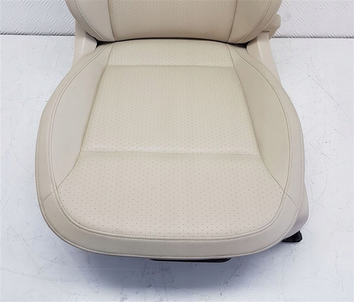 фото №5, Сидіння лівий перед водія vw polo 6r sedan vento