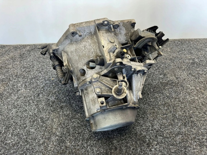 фото №8, Citroen c4 i picasso 2010 механическая 6-ступенчатая коробка передач коробки передач