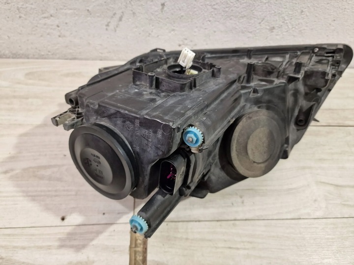 фото №11, Audi a3 8p рестайлинг правая лампа ксенон