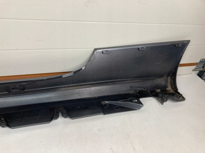 фото №10, Поріг молдинг порогова права mercedes c klasa купе amg w205 a205 a2056980600