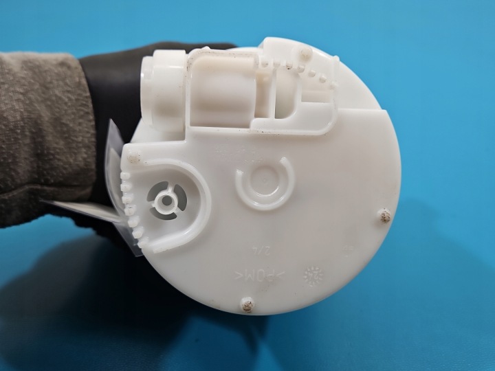 фото №6, Помпа насос пального opel grandland 1.2 t 9844352980 пошкоджений корзина