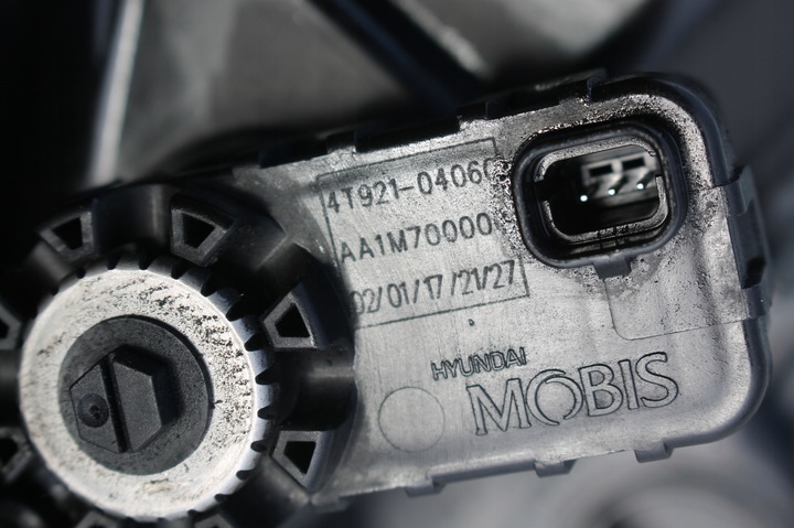 фото №15, Лампа правая передняя фара правые перед kia sportage iv 15-21