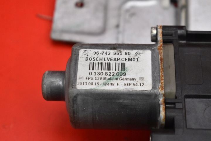фото №4, Подъемник стекла левое зад 9673154280 peugeot 2008 1 i 5d hb 13-17