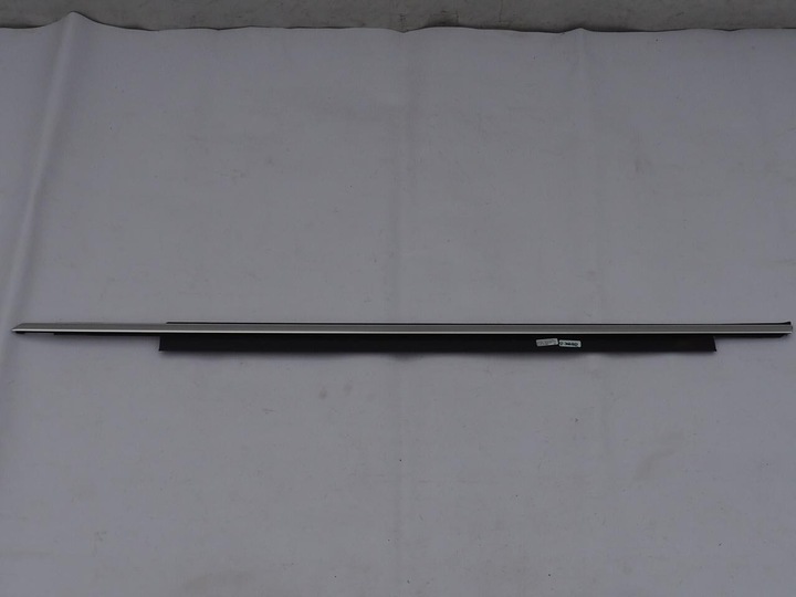 фото №1, Ap планка двері лівий перед 4g8853283b audi a7