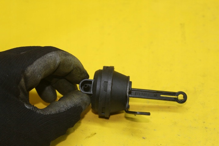 фото №3, Клапан актуатор турбонаддува egr alhambra i fl 1.9tdi