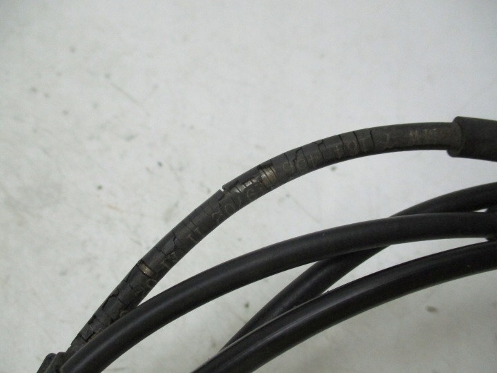 фото №8, Bmw x5 e70 ручка трос тросы открывания капота 7184452 7148521