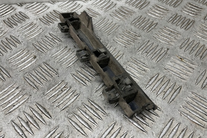 фото №8, Передні ліві кріплення порога bmw 4 gran купе f36 7294887 3.0l дизель