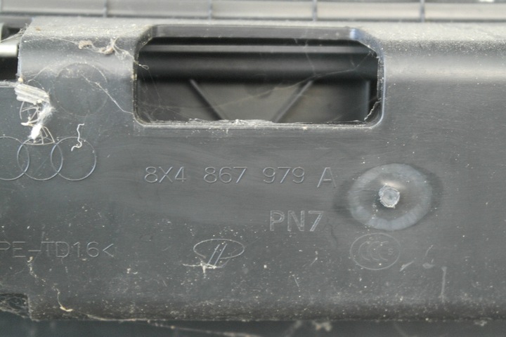 фото №6, Audi a1 s1 8x sportback оббивка задньої кришки боковина 8x4867979a оригінальний номер