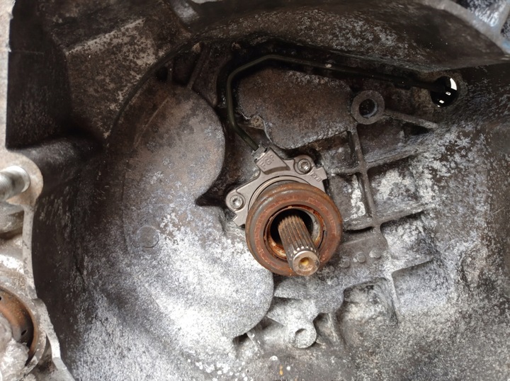 фото №8, Коробка передач коробки передач grande punto 1.3 m-jet 55193621