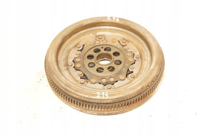 фото №1, Колесо двухмассовый dsg vw passat b8 1,8tfsi 06k105266j