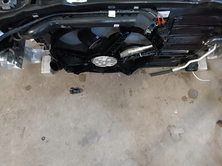 фото №11, Капот крила передня панель бампер kol. b62 mini clubman f54