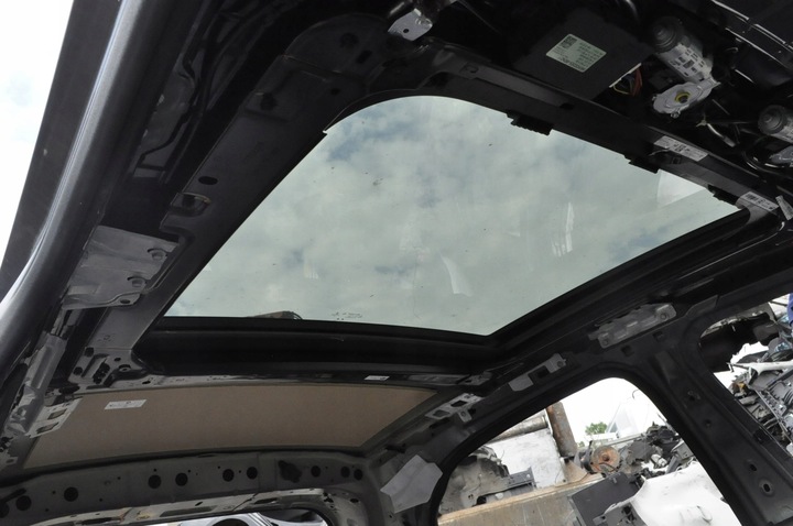 фото №11, Mercedes a w177 5d крыша люк солнечный панорама читай описание