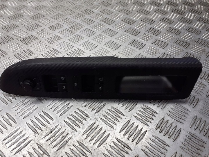 фото №1, Панель скло водія vw golf v plus 5m1867371b