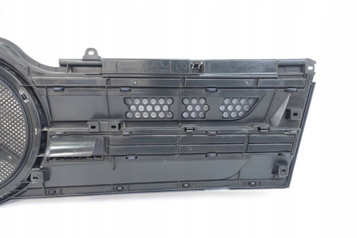 фото №13, Решётка решётка радиатора бампера mercedes-benz actros mp4 a9607511018 a9607500618