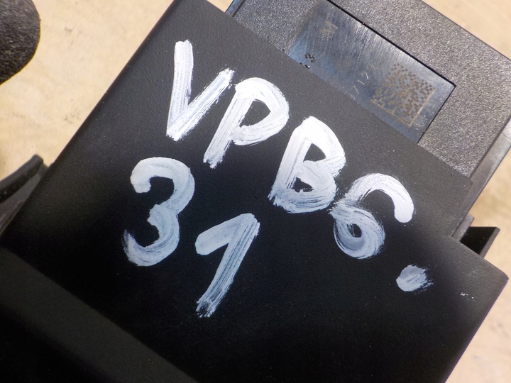 фото №11, Volkswagen passat b6 2.0tdi 140km 2005r замок запалювання + захист замок запалювання + ключ