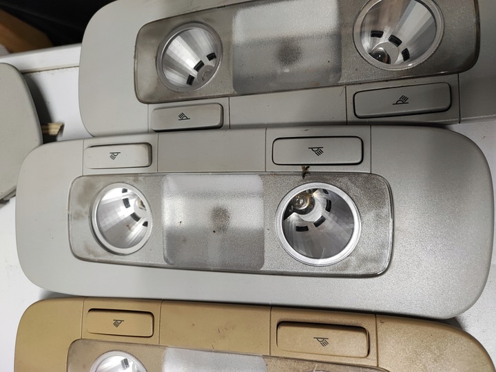 фото №8, Vw passat b6 лампа лампочки потолок разные 1k0947105