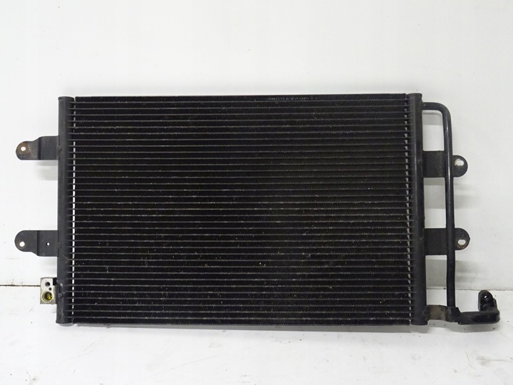 фото №1, Vw new beetle 1.4 радіаторів кондиціонера оригінал