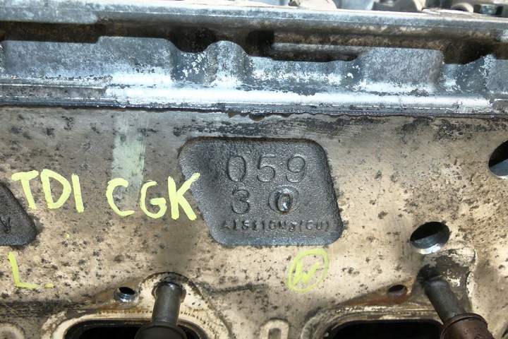 фото №12, Audi a4 b8 a5 8t 2.7 tdi cgk головка циліндрів ліва