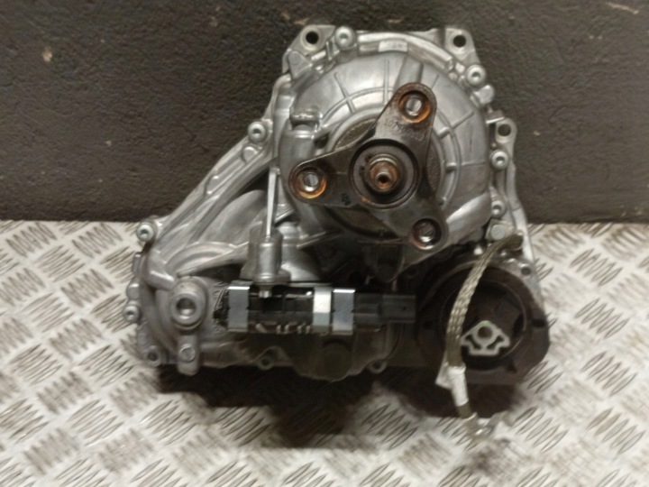 фото №11, Bmw (oem) 9469022 x5 g05 кпп распределитель редуктор регулятор