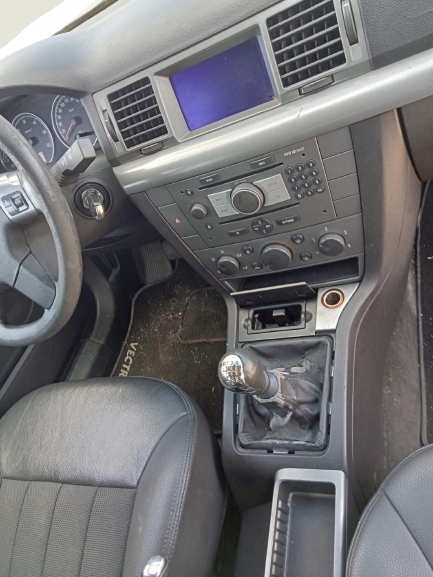 фото №10, Покрытие багажника opel vectra c универсал 04r