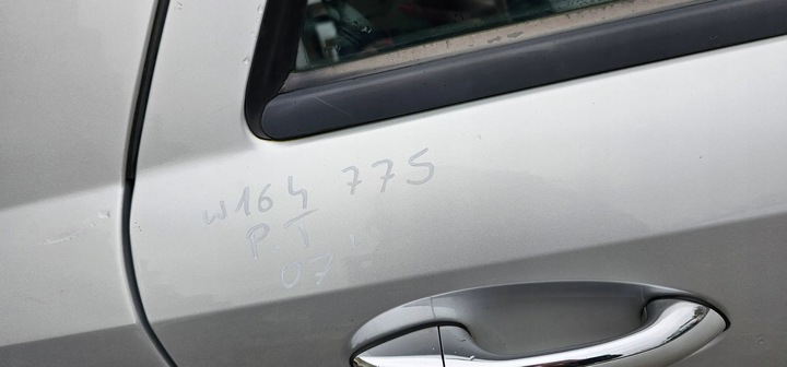 фото №7, Mercedes ml w164 дверь правые зад задние голый 775 07 r