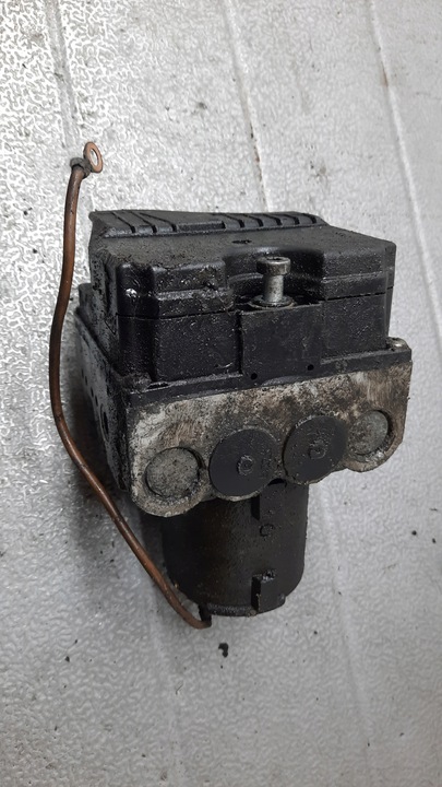 фото №4, Насос abs audi a4 b5 1.8b 95r 8d0614111