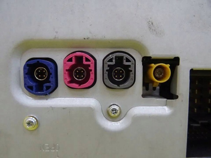 фото №10, Радіо cd mrecedes w204 a2049003609 / a2049011903 nr60