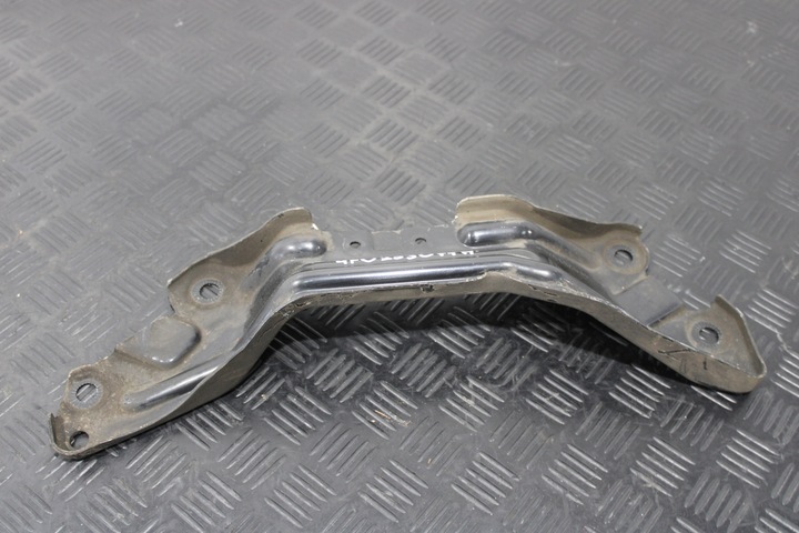 фото №1, Лапи поддержка коробки коробки передач audi a6 c6 4f0 4f9 4f0253071a