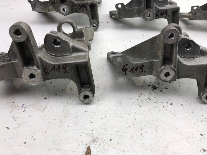 фото №16, Лапи кріплення генератора fiesta mk7