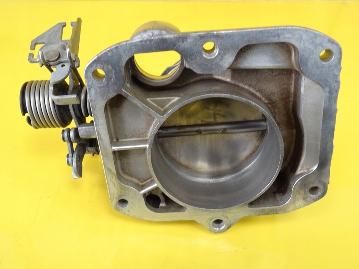 фото №9, Дроссельная заслонка bmw 7 e38 3.5 бензин 1742010 / 13631721456 nr344