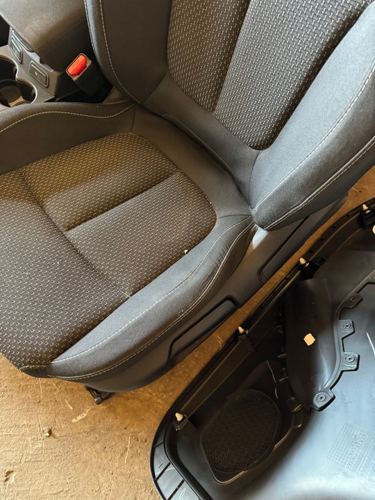 фото №9, Сиденье сиденья диван обшивки renault kadjar рестайлинг комплект